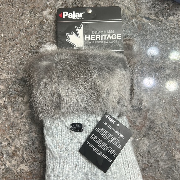 Pajar Hail Women's Chunky Cable Knit Fleece Lined Mittens with Fur Cuffs NWT - Picture 4 of 7